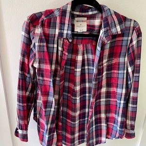 American Eagle Flannel top